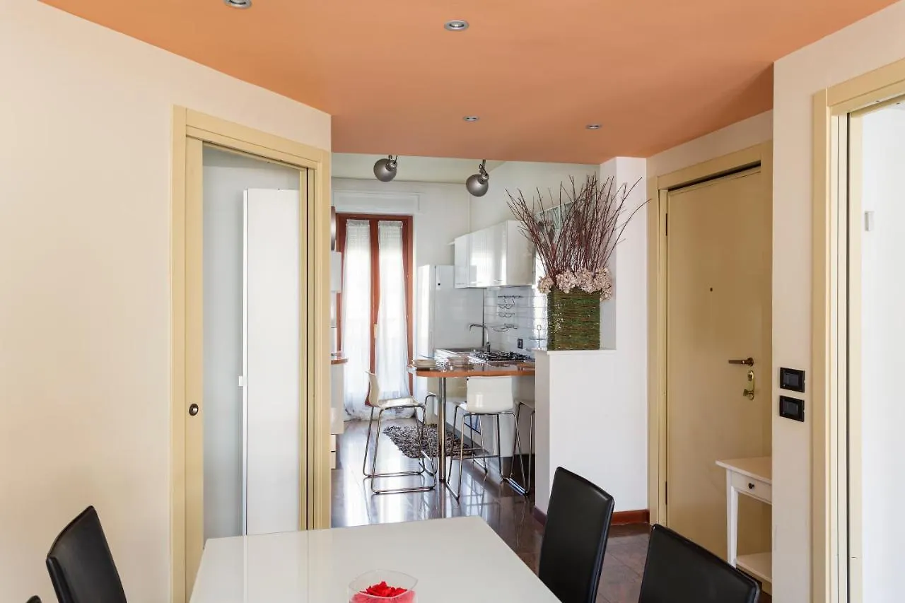 Beautiful Apartment Next To Sempione And City Life - Viale Teodorico 밀라노