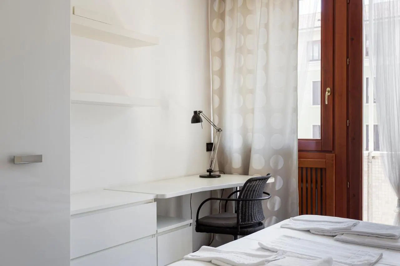 Beautiful Apartment Next To Sempione And City Life - Viale Teodorico Milano